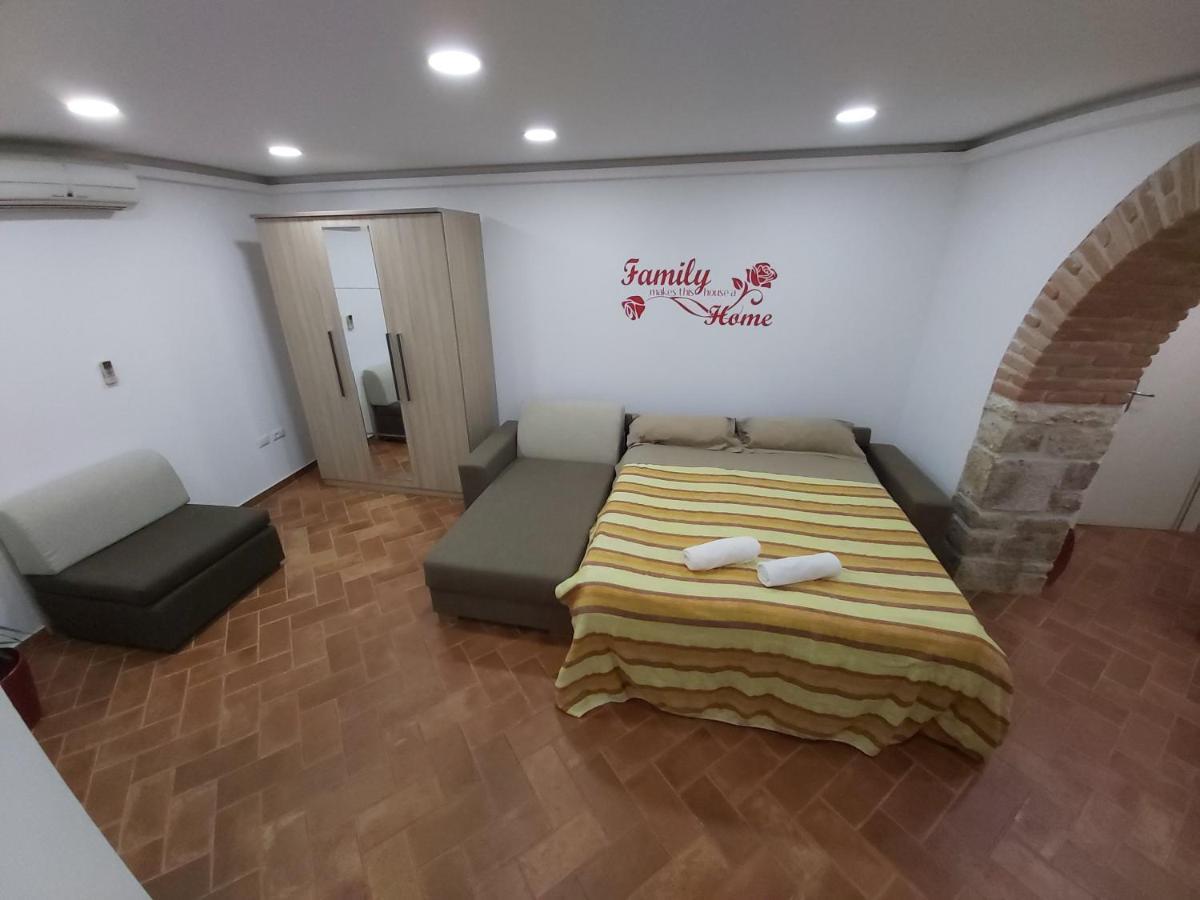 Studio Apartman Marko Porec Luaran gambar
